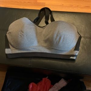 Sports bra 38DDD